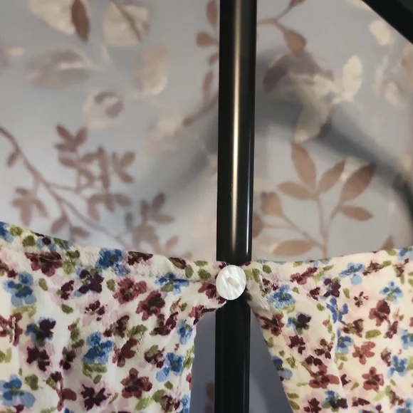 Floral Print Dress - Picture 6 of 8